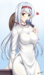  1girl alternate_costume artist_name blue_background breasts brown_eyes commentary_request dress eyebrows eyebrows_visible_through_hair fan folding_fan hair_between_eyes headband highres kantai_collection large_breasts leaning_back long_hair looking_at_viewer shoukaku_(kantai_collection) silver_hair simple_background smile solo the-sinner vietnamese_dress white_dress 