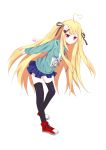  1girl absurdres ahoge black_legwear blonde_hair blush chinese commentary_request heart heart_ahoge highres hood hoodie long_hair niliu_chahui original red_eyes red_shoes shoes simple_background smile sneakers solo thigh-highs twintails two_side_up very_long_hair zettai_ryouiki 