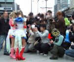  bishoujo_senshi_sailor_moon censored cosplay japan model multiple_girls outside photo sailor_moon 