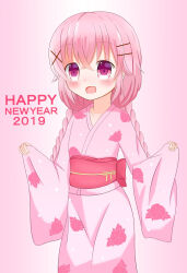 1girl 2019 comic_girls hairband japanese_clothes kimono long_hair moeta_kaoruko new_year pink pink_background pink_eyes pink_hair pink_hakama pink_kimono twintails