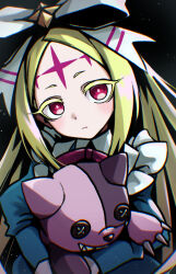  1girl blonde_hair blue_dress bow button_eyes buttons claws commentary dark_background dress expressionless facial_mark forehead_mark hair_bow highres holding holding_stuffed_toy light_particles long_hair looking_at_viewer mahou_shoujo_ni_akogarete morino_korisu nero_alice ponporu red_eyes sharp_teeth smile solo stuffed_animal stuffed_toy teeth white_bow 