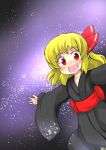  1girl alternate_costume blonde_hair commentary fang gaoo_(frpjx283) hair_ribbon highres japanese_clothes kimono looking_at_viewer night red_eyes ribbon rumia shooting_star sky star_(sky) starry_sky touhou 