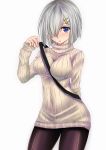  1girl bag black_legwear blue_eyes breasts dress hair_ornament hair_over_one_eye hairclip hamakaze_(kantai_collection) highres k2 kantai_collection large_breasts pantyhose ribbed_sweater short_hair silver_hair simple_background solo sweater sweater_dress turtleneck 