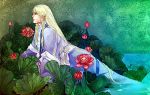  1boy blonde_hair flower from_side juuni_kokuki kamemushi keiki loose_clothes lotus male_focus pointy_ears profile solo traditional_clothes very_long_hair violet_eyes water 