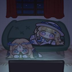  2girls blonde_hair blush_stickers cartethyia_(wuthering_waves) chibi chibi_only commentary_request couch drinking facial_mark forehead_mark hat indoors korean_commentary long_hair lying monyami multiple_girls on_side phoebe_(wuthering_waves) pointy_ears screen_light shirt violet_eyes watching_television white_hat white_shirt window wuthering_waves 