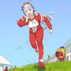  3boys 3girls absurdres animal_ears blue_flower blue_hat blue_rose blunt_bangs bow bowler_hat brown_hair buck_teeth closed_eyes colored_skin crossover ear_bow fake_facial_hair fake_mustache flipped_hair flower gold_ship_(umamusume) grey_hair hair_over_one_eye haru_urara_(umamusume) hat hat_flower highres horse_ears horse_girl horse_tail jacket long_hair megaphone multiple_boys multiple_girls myticalcat open_mouth pants patrick_star pillbox_hat pink_hair purple_bow red_jacket red_pants red_track_suit rice_shower_(umamusume) rose running solo_focus spongebob_squarepants spongebob_squarepants_(series) squidward_tentacles starfish tail teeth tilted_headwear toon_(style) tracen_training_uniform track_jacket track_pants track_suit trainer_(umamusume) umamusume violet_eyes yellow_skin 