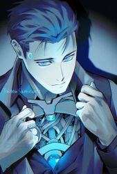  1boy arms_up blue_eyes closed_mouth coat collared_shirt commentary_request cyborg detroit:_become_human english_commentary exposed_internal_machinery hair_slicked_back highres looking_to_the_side male_focus mixed-language_commentary open_clothes open_coat rk900_(detroit) shirt short_hair short_sideburns sideburns sideways_glance sironeko_miiko solo upper_body very_short_hair watermark 