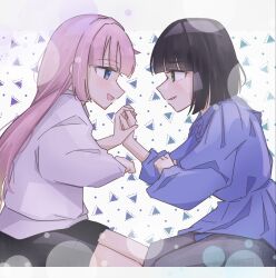  2girls :d anyoji_hime black_hair black_shorts blonde_hair blue_eyes blue_shirt blunt_bangs blunt_ends bob_cut commentary eye_contact gradient_hair green_eyes grey_pants hair_down highres holding_hands interlocked_fingers long_hair long_sleeves looking_at_another love_live! love_live!_hasu_no_sora_jogakuin_school_idol_club mihasu_ll momose_ginko multicolored_hair multiple_girls open_mouth pants pink_hair profile shirt short_hair shorts sideways_mouth sitting smile triangle_background virtual_youtuber white_shirt yuri 