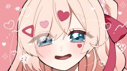  1girl :d absurdres blonde_hair blue_eyes bow commentary_request eyes_visible_through_hair facial_mark hair_bow hair_ornament hairclip heart heart_facial_mark heart_hair_ornament highres iamhazime kedarui_aashii kimi_no_koto_ga_dai_dai_dai_dai_daisuki_na_100-nin_no_kanojo light_blush long_hair looking_at_viewer mark_under_eye one_side_up open_mouth parody pink_background portrait red_bow simple_background smile solo style_parody 