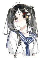  1girl ahoge black_eyes black_hair blue_neckerchief blue_sailor_collar chaobenyuannai chinese_commentary closed_mouth collarbone commentary_request cropped_torso emoji_hair_ornament eyes_visible_through_hair feng_baobao frown hair_between_eyes hair_ornament hairclip heart heart_hair_ornament heart_sticker highres looking_at_viewer neckerchief panda_hair_ornament sailor_collar sailor_shirt shirt short_sleeves simple_background solo sparkle_hair_ornament star_(symbol) star_sticker sticker sticker_on_face twintails variant_set white_background white_shirt x_hair_ornament yiren_zhixia 