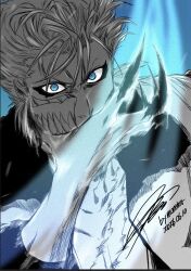  1boy 2026 arrancar artist_name bleach bleach:_sennen_kessen-hen blue_background blue_eyes broken_mask claws collarbone dated facial_mark grimmjow_jaegerjaquez hair_between_eyes highres limited_palette looking_at_viewer mask monster_art_(rlawnsgr7) scar scar_on_chest solo 