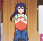  2girls doma_umaru himouto!_umaru-chan hug legs_together lying motoba_kirie multiple_girls on_floor screencap wooden_floor 