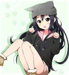  1girl black_hair black_sweater boots brown_eyes grey_hat hair_down hat hood hooded_sweater hoodie k-on! kisuke_(akutamu) long_hair nakano_azusa paw_pose pillow_hat sweater 