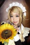  alternate_costume animated animated_gif asian blonde_hair blush cosplay enmaided flower kousaka_kirino long_hair lowres maid orange_hair ore_no_imouto_ga_konna_ni_kawaii_wake_ga_nai photo umbrella 