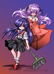  2girls blue_hair bow bowtie floating furude_rika hair_over_one_eye hakama hands_on_own_chest hanyuu higurashi_no_naku_koro_ni horns japanese_clothes kobayashi_tetsuya long_hair miko mop multiple_girls pink_bow purple_hair red_hakama ribbon_trim shoes skirt suspenders violet_eyes wide_sleeves 