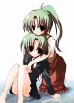  2girls green_eyes green_hair higurashi_no_naku_koro_ni kosori_(dennoukitan) multiple_girls ponytail siblings sisters sonozaki_mion sonozaki_shion twins yuugi 