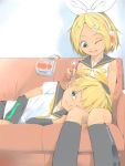  1boy 1girl akinbo_(hyouka_fuyou) bad_id blonde_hair brother_and_sister couch detached_sleeves ear_cleaning green_eyes hair_ornament hairclip headphones kagamine_len kagamine_rin mimikaki one_eye_closed siblings smile twins vocaloid 
