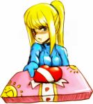  1girl :o bangs blonde_hair blue_eyes blush bodysuit breasts embarrassed foreshortening gift giving gloves heart high_ponytail holding large_breasts long_hair looking_at_viewer metroid nintendo nose_blush open_mouth outstretched_arm samus_aran scrunchie shiny shiny_clothes sidelocks simple_background skin_tight solo sun tsundere turtleneck upper_body valentine white_background zero_suit 