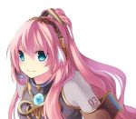  blue_eyes highres hiz_(pixiv) megurine_luka pink_hair ponytail smile vocaloid 