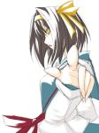  1girl brown_hair evil_smile long_sleeves looking_at_viewer neckerchief parted_lips pointing pointing_at_viewer red_ribbon ribbon ribi shirt short_hair simple_background smile solo suzumiya_haruhi suzumiya_haruhi_no_yuuutsu white_background white_shirt yellow_eyes 
