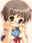 akiba_hideki chibi glasses grey_hair nagato_yuki school_uniform serafuku silver_hair suzumiya_haruhi_no_yuuutsu yellow_eyes 