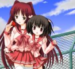  2girls kousaka_tamaki multiple_girls nekoma_kotomitsu school_uniform thigh-highs to_heart_2 yuzuhara_konomi 