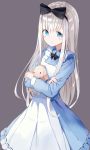  1girl alice_(wonderland) alice_in_wonderland black_bow blue_dress blue_eyes bow bowtie cowboy_shot crossed_arms dress eyebrows_visible_through_hair grey_hair hair_bow highres long_hair pinafore_dress shikuro_(iorimiyakiyo) silver_hair simple_background solo very_long_hair 