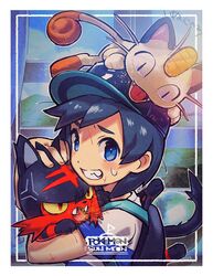  1boy acmng backpack bag bangs baseball_cap black_hair black_hat blue_eyes copyright_name hat highres litten_(pokemon) looking_at_viewer male_focus male_protagonist_(pokemon_sm) meowth pokemon pokemon_(creature) pokemon_(game) pokemon_sm scratches shirt short_hair smile solo striped striped_shirt swept_bangs t-shirt 