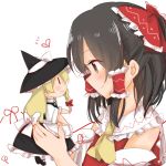  2girls ascot black_hair blonde_hair blush braid brown_eyes chibi detached_sleeves hakurei_reimu hat heart kirisame_marisa kosencha long_hair minigirl multiple_girls side_braid single_braid smile touhou vest witch_hat |_| 