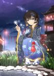  1girl black_hair blue_eyes butterfly chin_rest einess festival fireflies flower geta hair_flower hair_ornament highres japanese_clothes kimono looking_at_viewer night puddle short_hair solo squatting tabi tian_tian_meng_wuyu yukata 