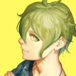  1boy amami_rantarou antenna_hair closed_mouth dangan_ronpa eyebrows_visible_through_hair eyelashes green_eyes green_hair hair_between_eyes katorius looking_at_viewer male_focus new_dangan_ronpa_v3 portrait profile simple_background smile solo yellow_background 