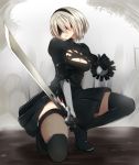  1girl baretto_(karasi07) black_dress black_gloves black_legwear blindfold blonde_hair breasts cleavage dress gloves hairband highres holding holding_sword holding_weapon mole mole_under_mouth nier_(series) nier_automata puffy_sleeves short_hair solo sword thigh-highs weapon yorha_no._2_type_b 