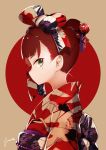  1girl alternate_hairstyle animal_print anne_(wixoss) artist_name bangs beads bird bird_print blunt_bangs blush bow brown_background closed_mouth crane_(animal) eyelashes flat_chest from_side green_eyes hair_bow hair_bun hair_ornament hair_stick hair_up japanese_clothes kimono long_sleeves looking_at_viewer mole mole_under_eye new_year obi print_bow print_kimono profile red_kimono red_sun redhead sash shamonabe_(pypyworks) side_glance signature solo syamo003 upper_body wixoss year_of_the_rooster 