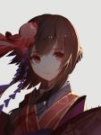  1girl bangs blurry brown_hair closed_mouth depth_of_field expressionless eyebrows_visible_through_hair fish fish_hair_ornament floral_print goldfish grey_background hair_ornament highres japanese_clothes kagura_(onmyoji) kimono looking_at_viewer looking_to_the_side onmyoji red_eyes red_flowers short_hair short_hair_with_long_locks solo upper_body 