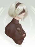  1girl black_hairband black_shirt blindfold breasts cleavage_cutout closed_mouth commentary from_side hairband highres medium_breasts nier_(series) nier_automata nose portrait profile puffy_short_sleeves puffy_sleeves raikoart shirt short_hair short_sleeves signature silver_hair solo turtleneck yorha_no._2_type_b 