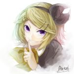  1girl akujiki_musume_conchita_(vocaloid) black_bow blonde_hair bow character_name evil_grin evil_smile evillious_nendaiki finger_to_mouth grin hair_bow hair_ornament hairclip index_finger_raised kagamine_rin looking_at_viewer renu_(ashuorange) short_hair signature smile solo twitter_username violet_eyes vocaloid 