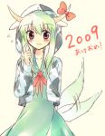  cow_print ex-keine ex_keine green_hair hoodie horns kamishirasawa_keine lowres new_year oimo red_eyes tail tail_wagging touhou 