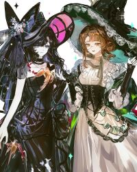  2girls :d absurdres black_bow black_corset black_dress black_hair black_hat bow coat corset dress green_coat green_eyes green_hat hand_up hands_up hat hat_bow highres holding_hands isolde_(reverse:1999) kakania_(reverse:1999) long_dress long_hair long_skirt monocle multiple_girls official_alternate_costume reverse:1999 shirt side-by-side single_bare_shoulder skirt smile upper_body very_long_hair violet_eyes weiyan_(nbnbmwnl) white_background white_shirt white_skirt witch_hat 