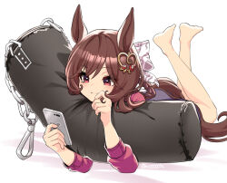  1girl animal_ears barefoot bow braid braided_hair_rings brown_hair cellphone feet_up gentildonna_(umamusume) hair_bow hair_ornament hair_rings hand_on_own_face head_rest heart heart_hair_ornament holding holding_phone horse_ears horse_girl horse_tail light_smile lying ne000000t on_stomach phone pink_shirt pinned punching_bag red_eyes shirt smartphone solo tail twitter_username umamusume white_background white_bow 