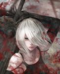  1girl black_gloves blood blood_splatter closed_mouth elbow_gloves expressionless gloves grey_eyes hair_over_one_eye highres holding holding_sword holding_weapon looking_at_viewer nier_(series) nier_automata short_hair silver_hair solo sword upper_body weapon yamamoto_no_ari yorha_no._2_type_b 