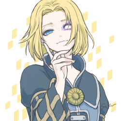  1boy blonde_hair blue_eyes commentary_request eald'narche final_fantasy final_fantasy_xi hand_on_own_chin highres looking_at_viewer male_focus mismatched_irises no_eyepatch portrait saku_ff11 short_hair smile solo two-tone_background white_background 