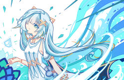  1girl bare_shoulders blue_background blue_hair bracelet chinese_commentary closed_mouth commentary_request cowboy_shot dress duskorgan faruzan_(genshin_impact) genshin_impact green_eyes hair_ornament hair_over_one_eye jewelry long_hair looking_at_viewer solo standing symbol-shaped_pupils triangle-shaped_pupils twintails very_long_hair white_dress wind x_hair_ornament 
