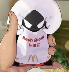  17hornet77987 black_skin blank_eyes colored_skin hash_browns hat highres holding holding_mini_person hollow_knight hollow_knight:_silksong lace_(hollow_knight) looking_at_viewer mcdonald's mini_person white_eyes white_hat 