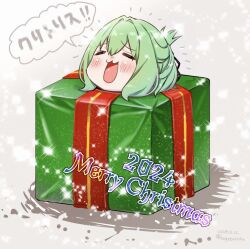  1boy 2024 :3 artist_name closed_eyes commentary_request dated gift green_hair hair_between_eyes hogerarara merry_christmas open_mouth otori_tan red_ribbon ribbon seitokai_ni_mo_ana_wa_aru! smile solo sparkle speech_bubble sweat translation_request twitter_username 