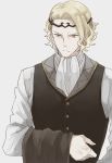  1boy blonde_hair fire_emblem fire_emblem_if grey_background male_focus marks_(fire_emblem_if) red_eyes shioha simple_background solo tiara upper_body vest 