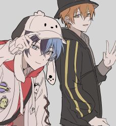  2boys adjusting_clothes adjusting_headwear aoyagi_touya black_hat blonde_hair blue_hair bucket_hat closed_mouth dayud11 drawstring green_eyes grey_background grey_eyes hair_between_eyes hat highres long_sleeves looking_at_viewer male_focus mole mole_under_eye multiple_boys official_alternate_costume open_hand orange_hair pochacco project_sekai sanrio shinonome_akito short_hair simple_background smile upper_body white_hat 