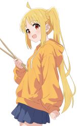  1girl absurdres ahoge arm_at_side beryuia blonde_hair blue_skirt bocchi_the_rock! choppy_bangs commentary cowboy_shot drumsticks english_commentary from_side hand_up highres holding holding_drumsticks hood hood_down hoodie ijichi_nijika looking_at_viewer looking_to_the_side miniskirt open_mouth pleated_skirt red_eyes side_ponytail simple_background skirt smile solo standing turning_head white_background yellow_hoodie 