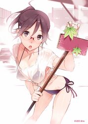  artist_name bikini black_bikini breasts broom brown_eyes collarbone eyebrows_visible_through_hair fingernails flower glasses gluteal_fold hair_between_eyes hair_flower hair_ornament leaf leaning_forward looking_at_viewer medium_breasts onsen open_clothes open_shirt original ponytail rimless_glasses see-through shirt side-tie_bikini steam swimsuit tied_shirt twitter_username vania600 wet wet_clothes wet_shirt 