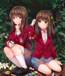  2girls brown_eyes brown_hair duji_amo highres long_hair multiple_girls original paint_on_clothes paint_on_face paintbrush 