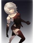  1girl android arm_at_side armlet bangs bare_shoulders black_gloves black_legwear black_shorts blue_eyes breasts breasts_apart catbox closed_mouth collarbone cowboy_shot elbow_gloves gloves hair_over_one_eye hand_up lips makeup medium_breasts mole mole_under_mouth nier_(series) nier_automata pink_lips robot_joints short_hair short_shorts shorts silver_hair sleeveless solo standing tank_top yorha_type_a_no._2 